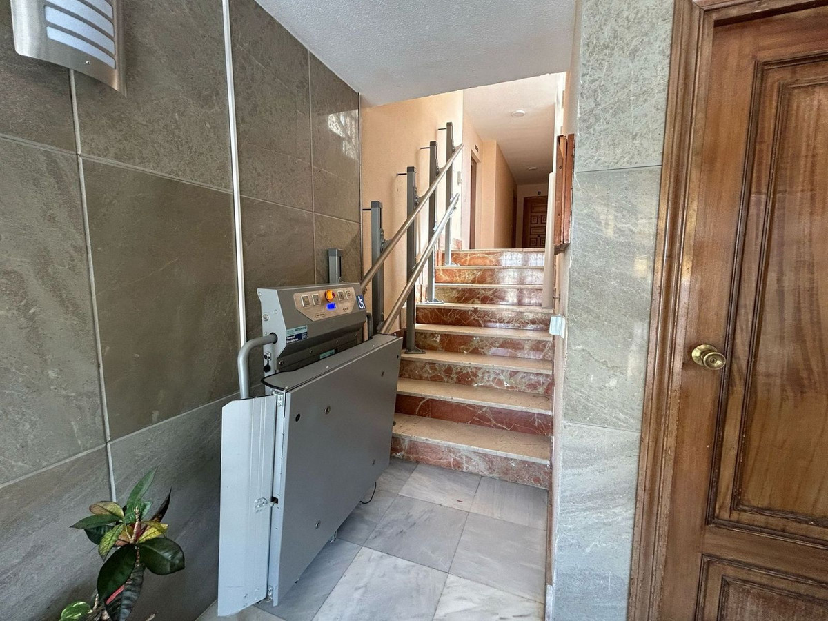Tussenverdieping Appartement in Benalmadena Costa-25