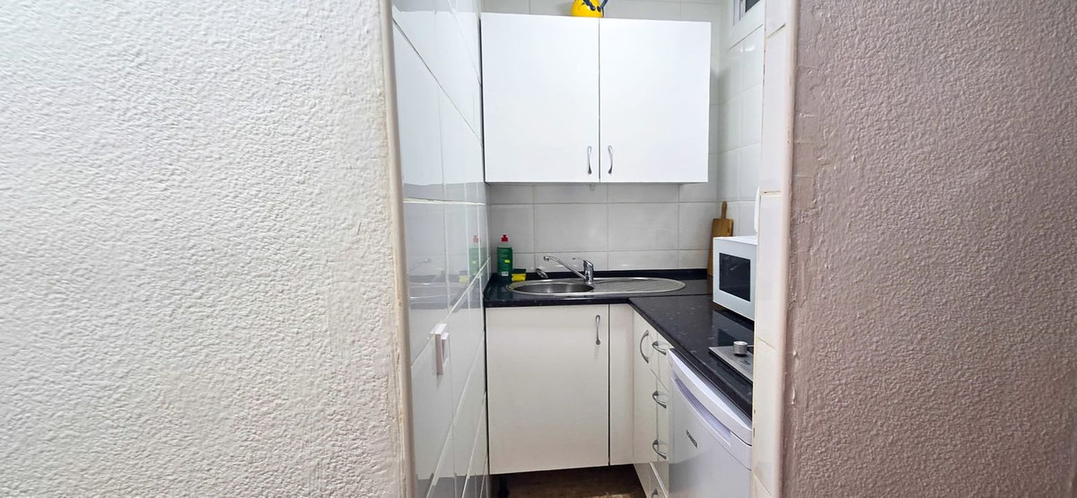 Tussenverdieping Appartement in Benalmadena Costa-13