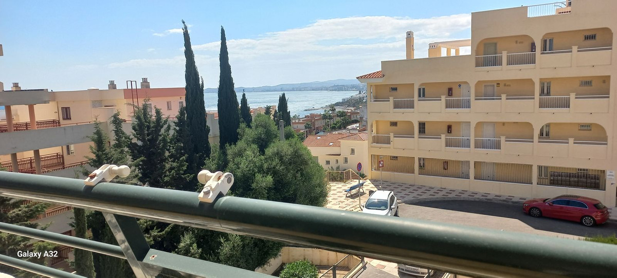 Tussenverdieping Appartement in Benalmadena Costa-1
