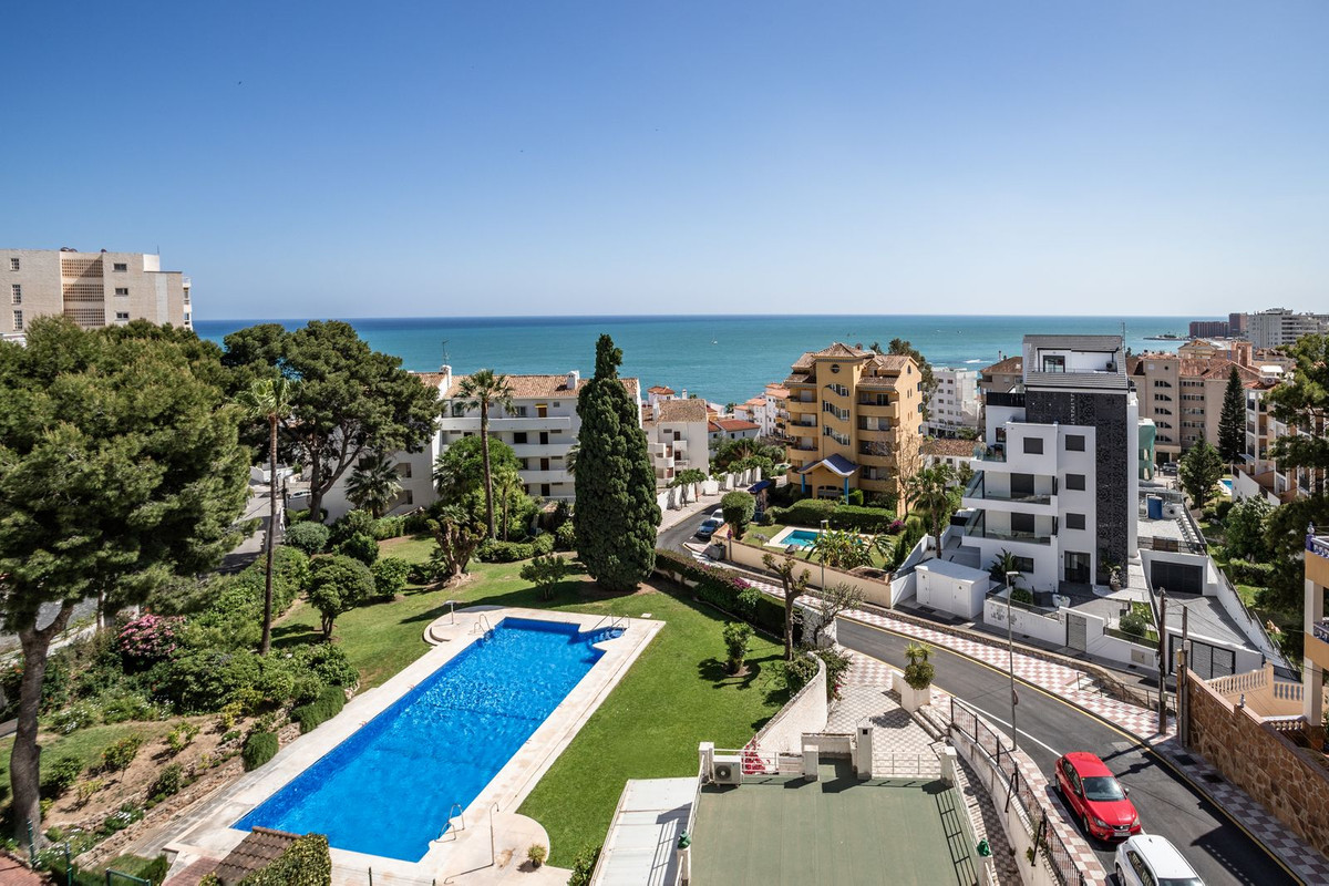Tussenverdieping Appartement in Benalmadena Costa-1