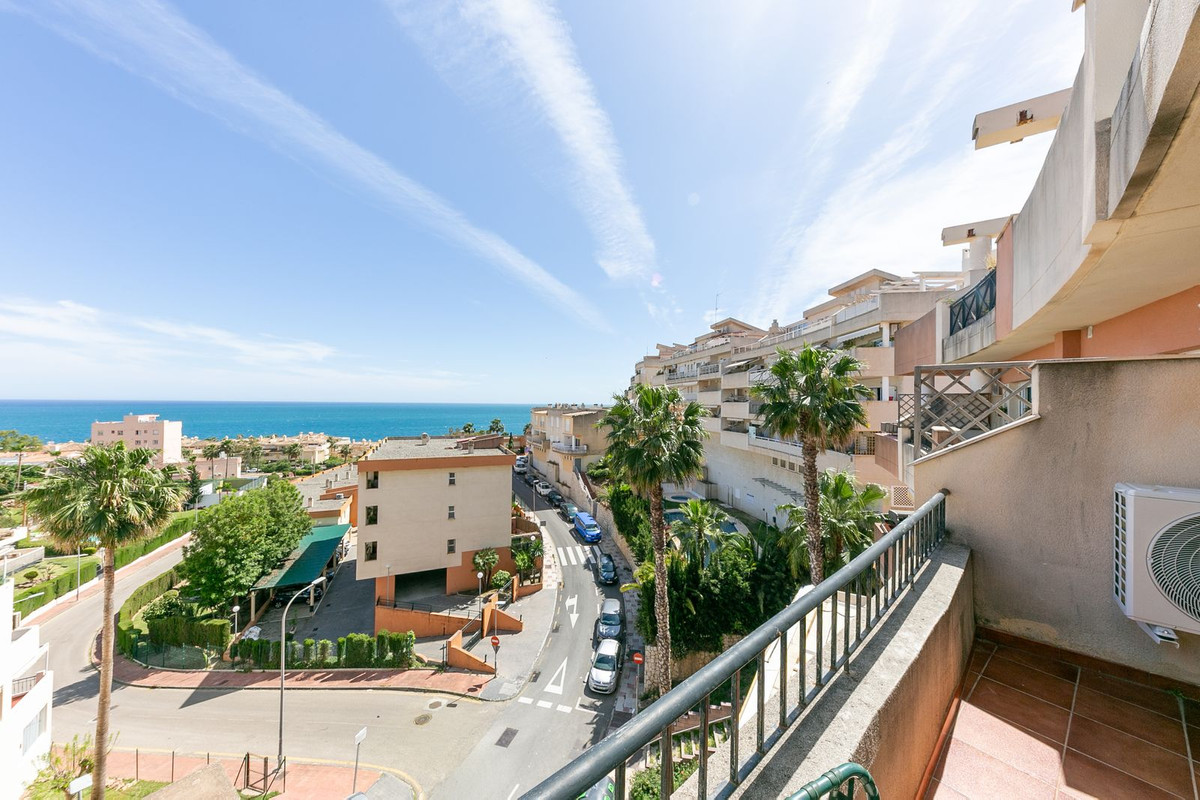 Tussenverdieping Appartement in Benalmadena Costa-13