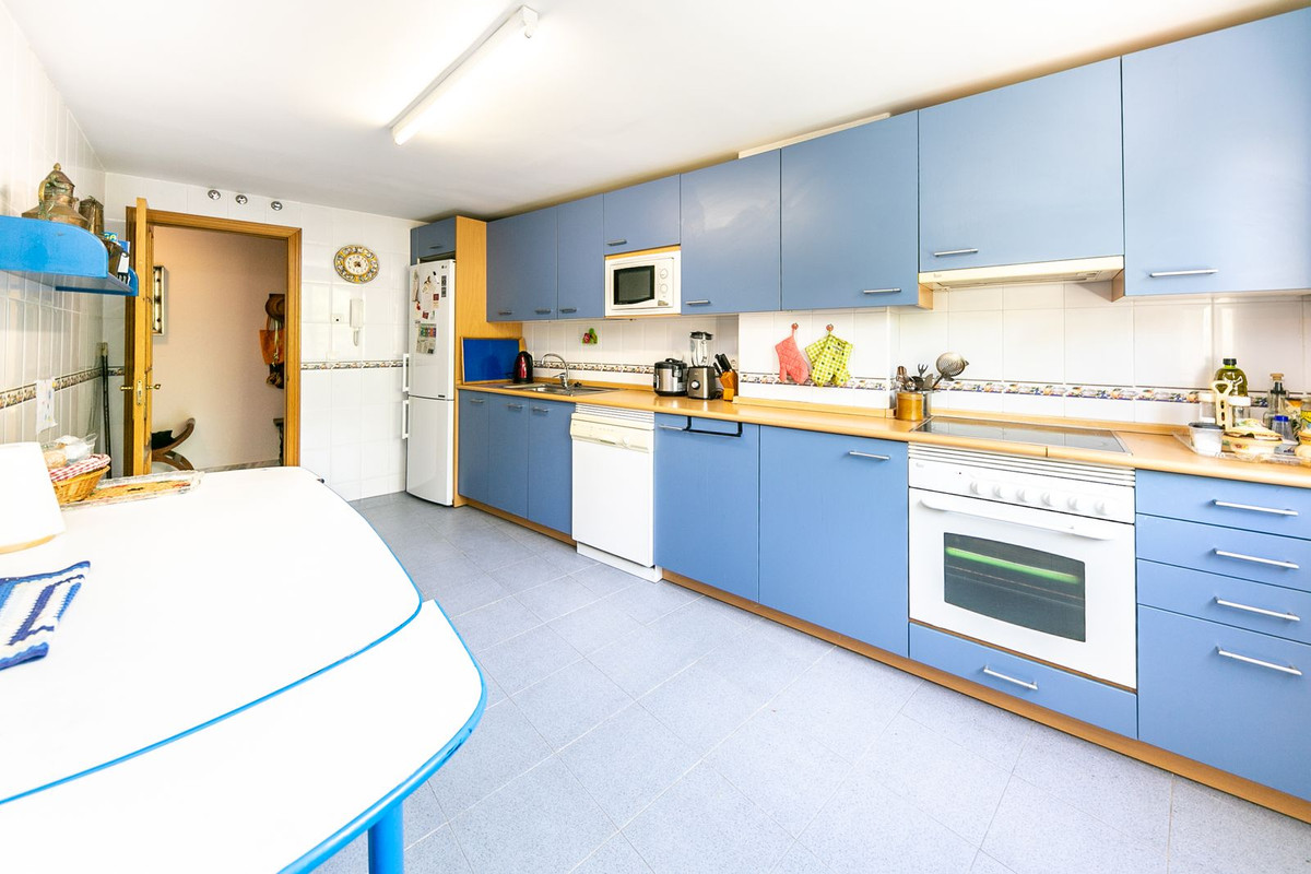 Tussenverdieping Appartement in Benalmadena Costa-23