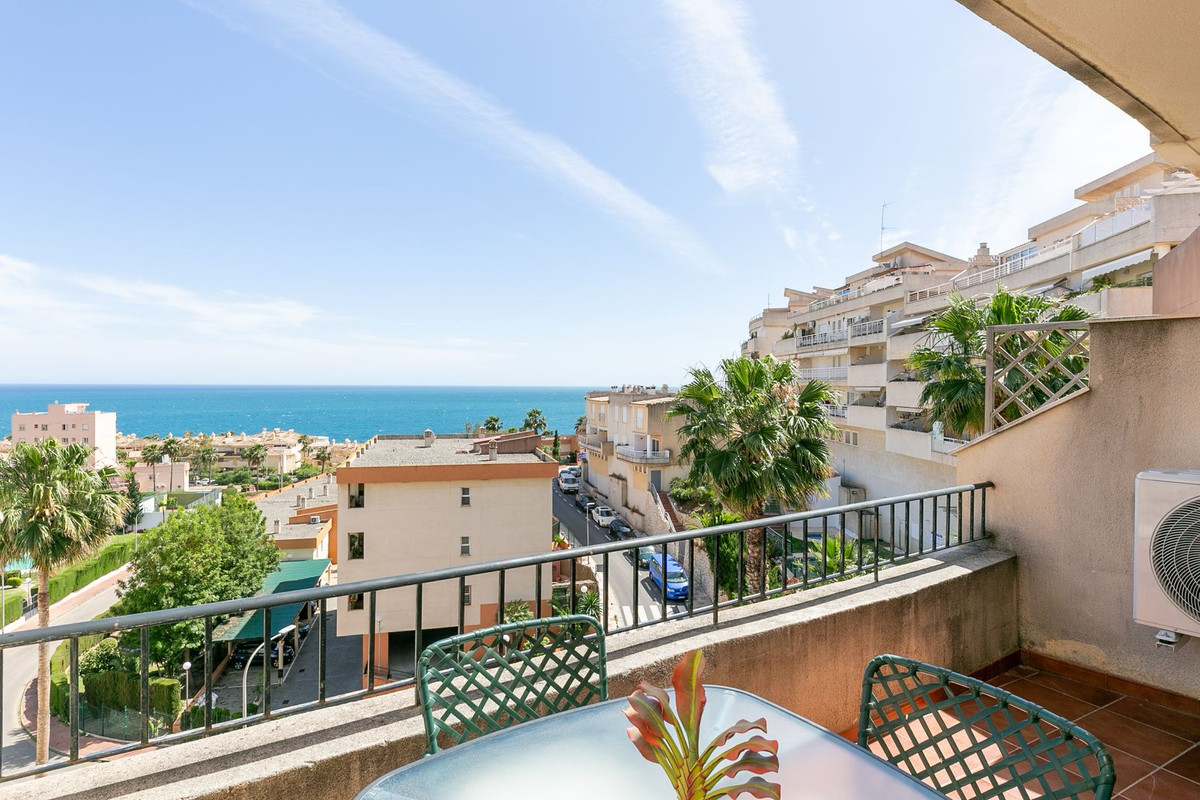 Tussenverdieping Appartement in Benalmadena Costa-9