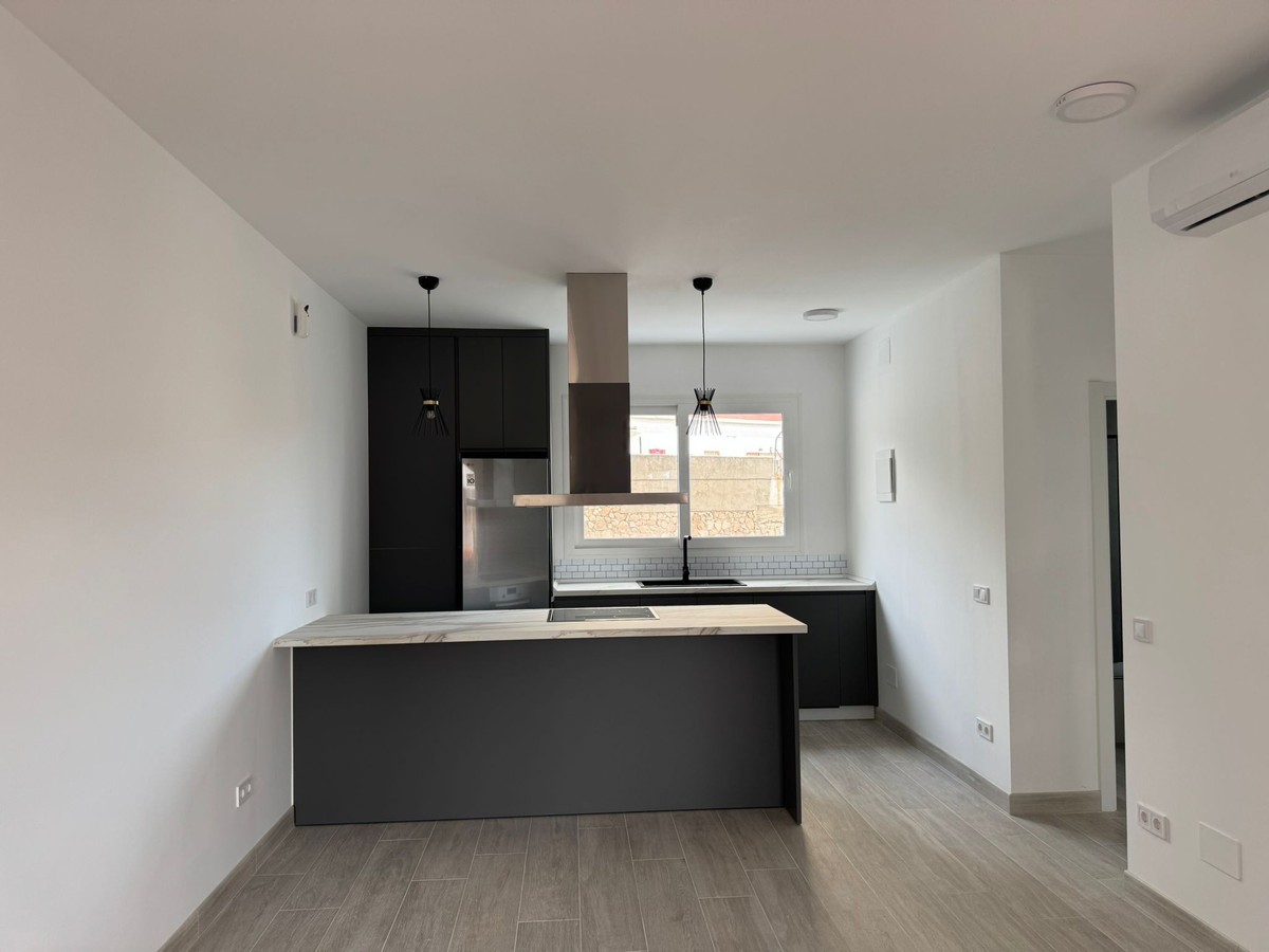 Appartement te koop in Benalmadena Costa | 2 slaapkamers H5039749