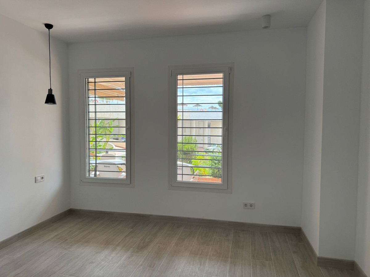 Appartement te koop in Benalmadena Costa | 2 slaapkamers H5039749