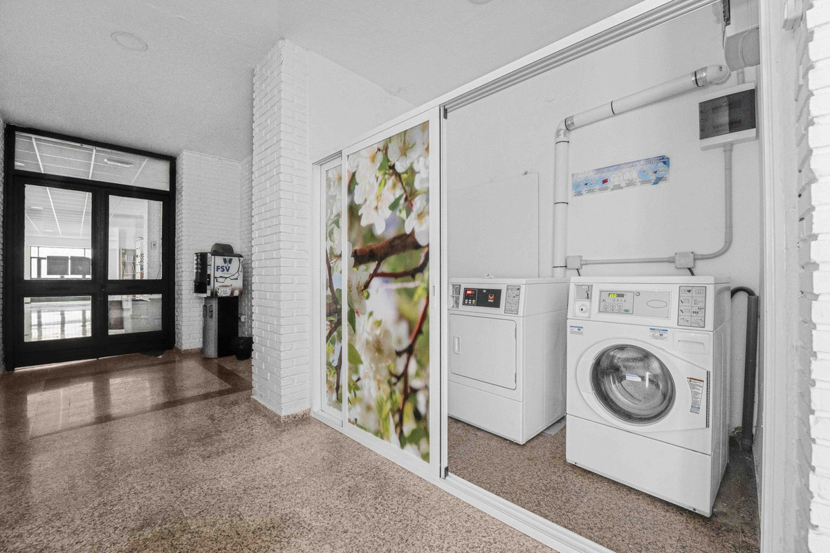 Appartement te koop in Benalmadena Costa | 1 slaapkamers H5047687