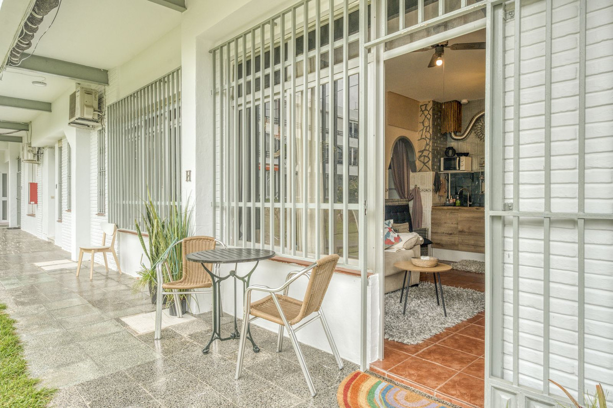 Appartement te koop in Benalmadena Costa | 1 slaapkamers H5047687