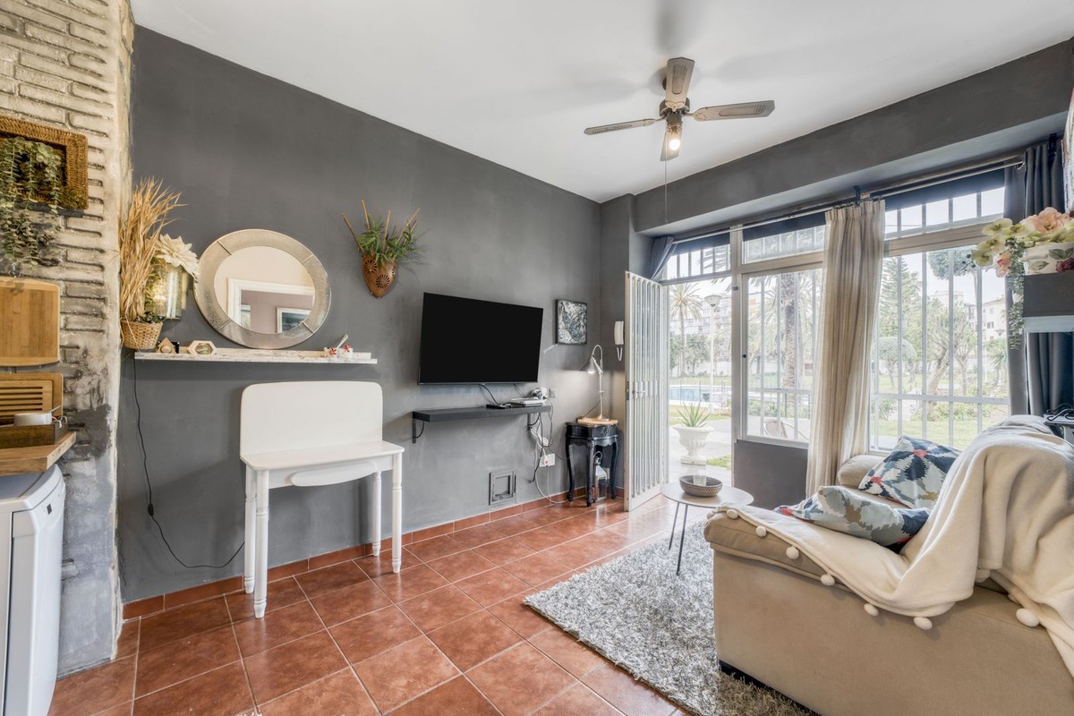 Appartement te koop in Benalmadena Costa | 1 slaapkamers H5047687
