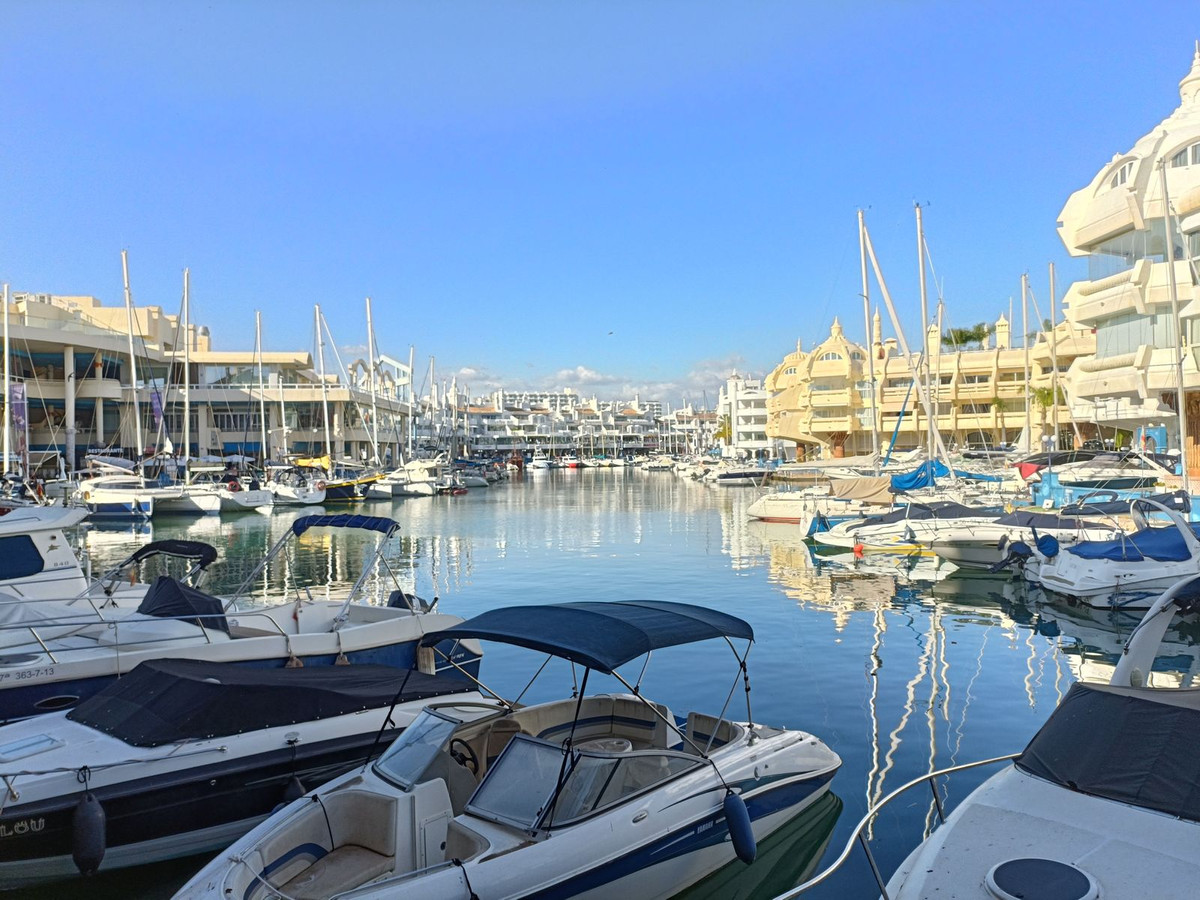 Appartement te koop in Benalmadena Costa | 0 slaapkamers H5057470