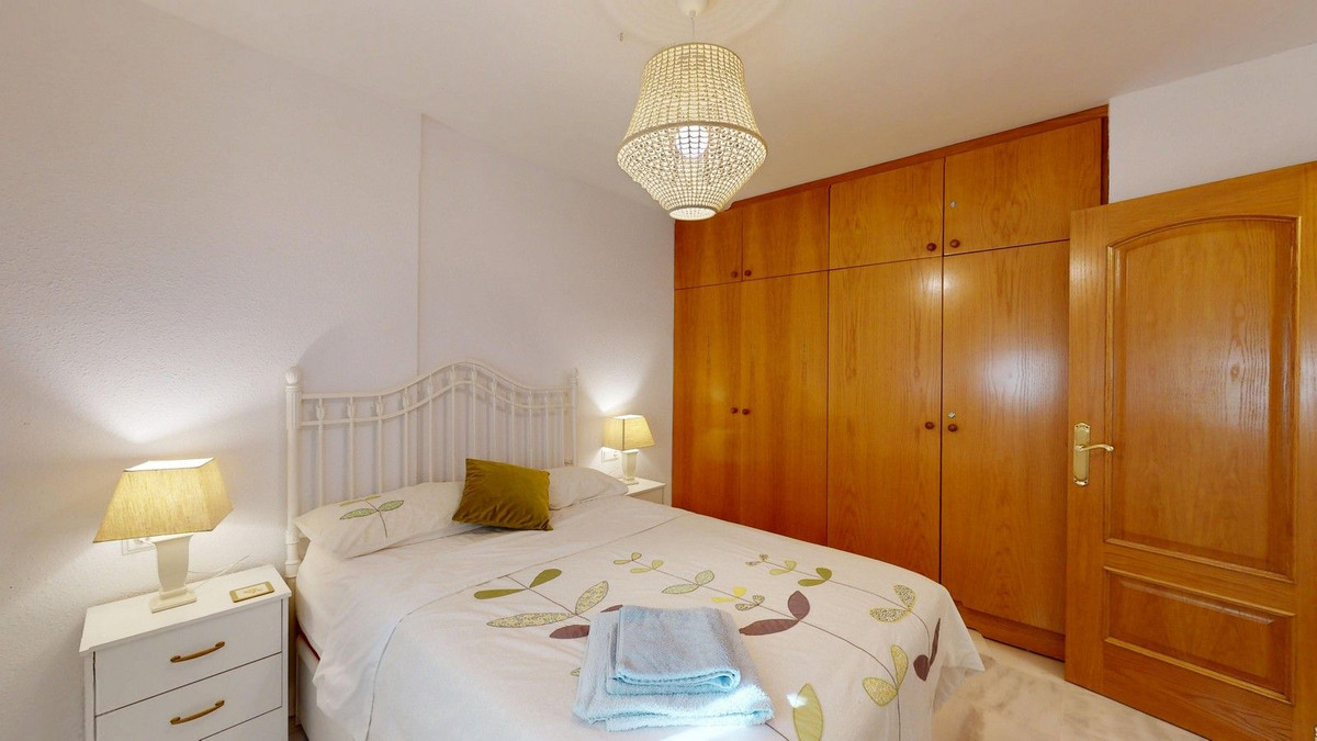 Appartement te koop in Benalmadena Costa | 2 slaapkamers H5063422
