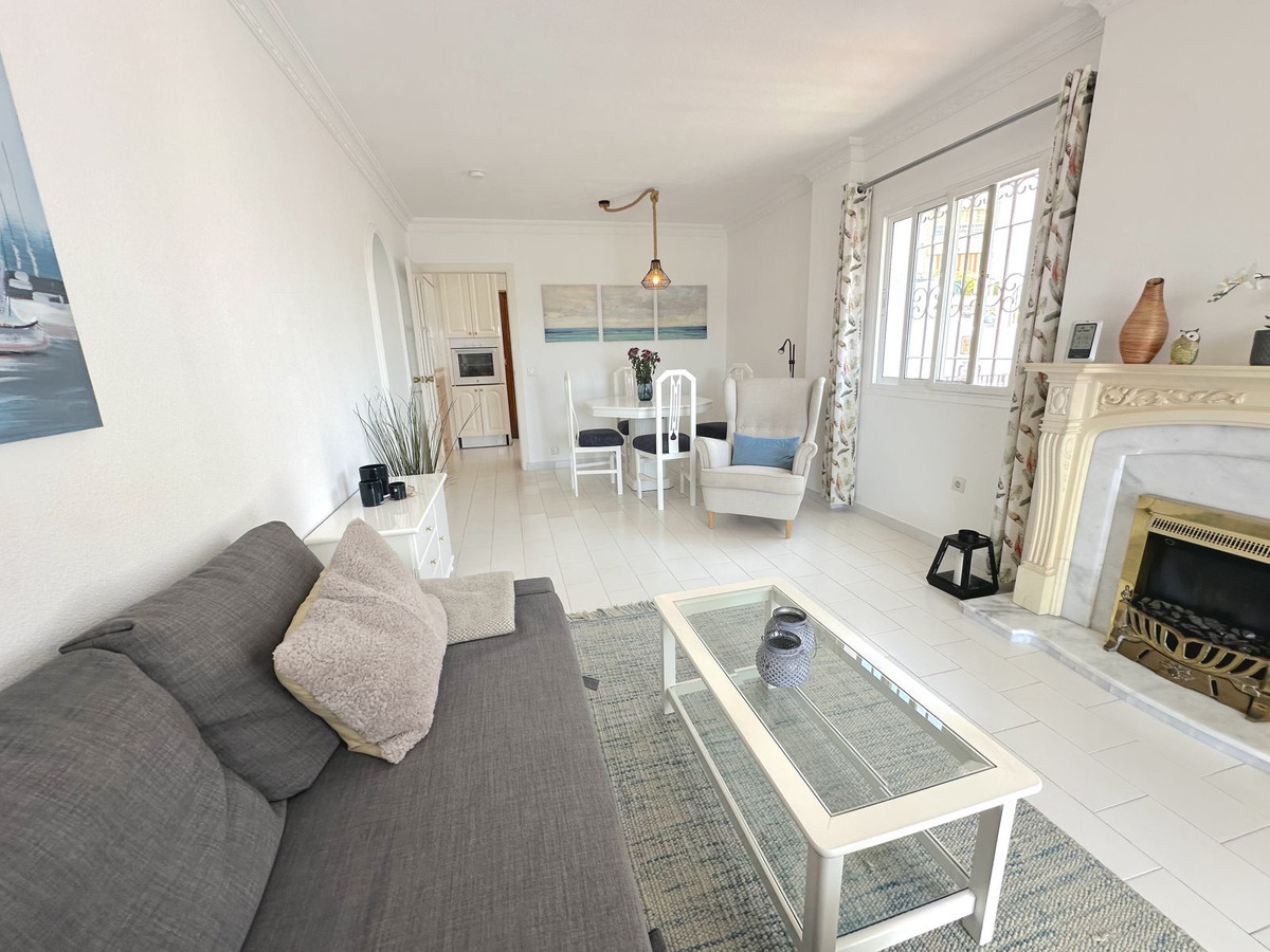 Appartement te koop in Benalmadena Costa | 2 slaapkamers H5068315