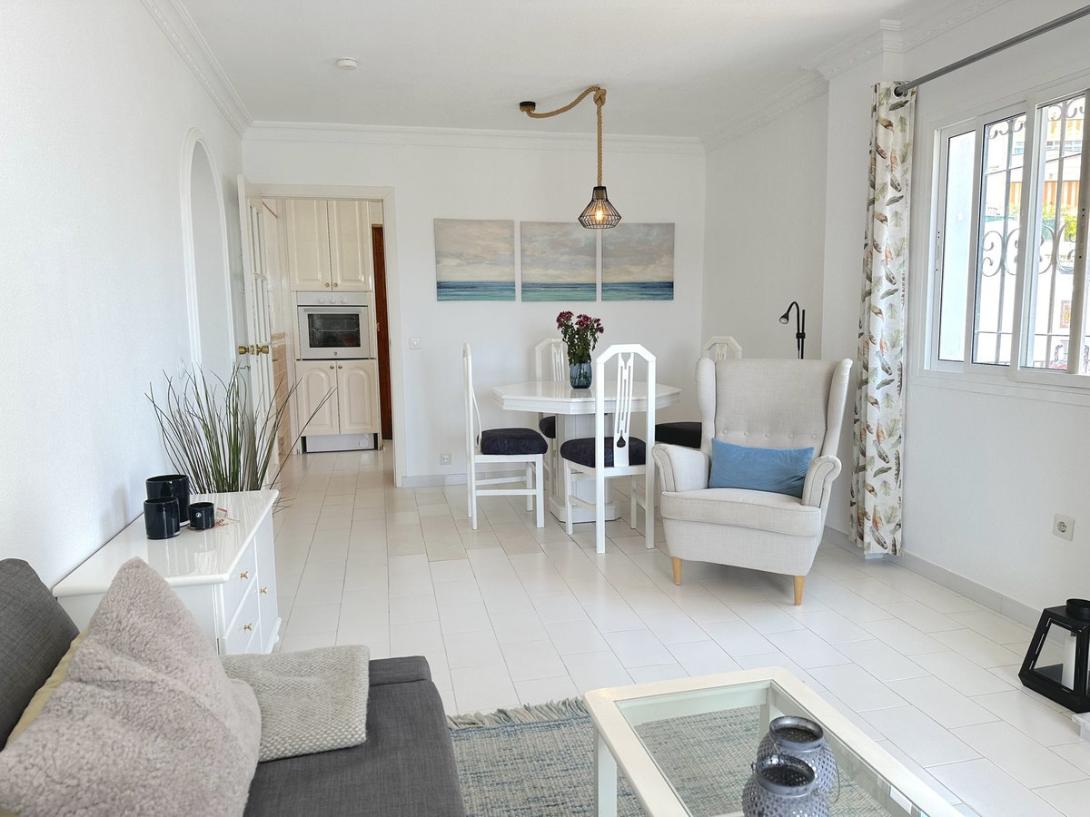 Appartement te koop in Benalmadena Costa | 2 slaapkamers H5068315