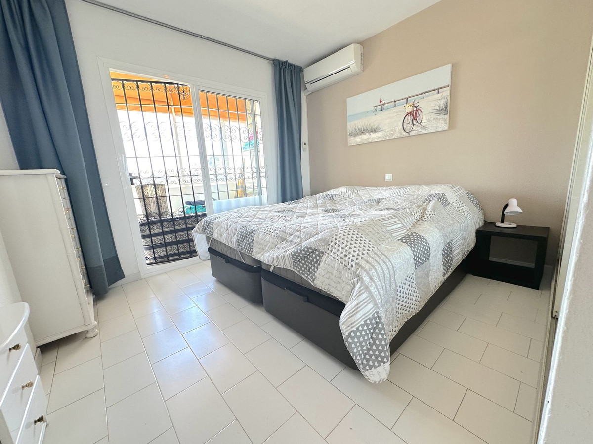 Appartement te koop in Benalmadena Costa | 2 slaapkamers H5068315