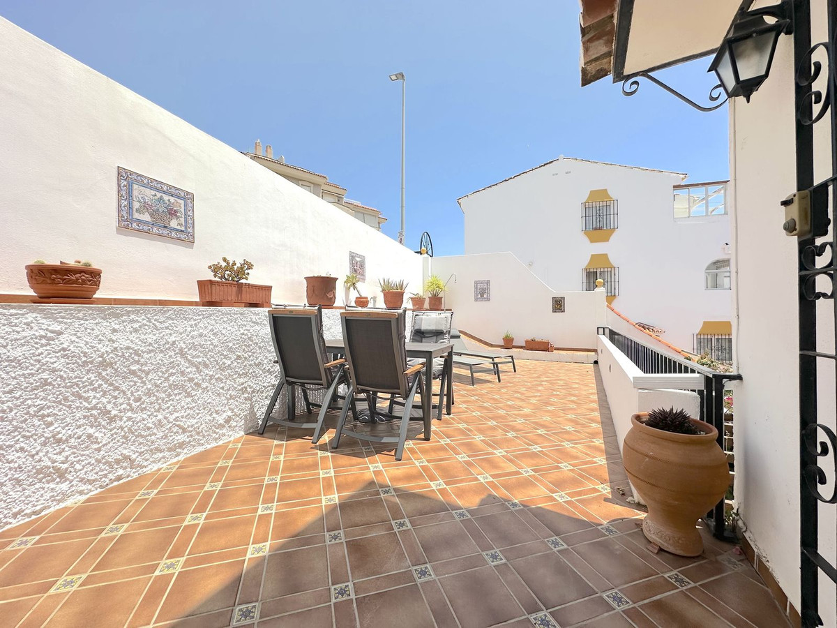Appartement te koop in Benalmadena Costa | 2 slaapkamers H5068315