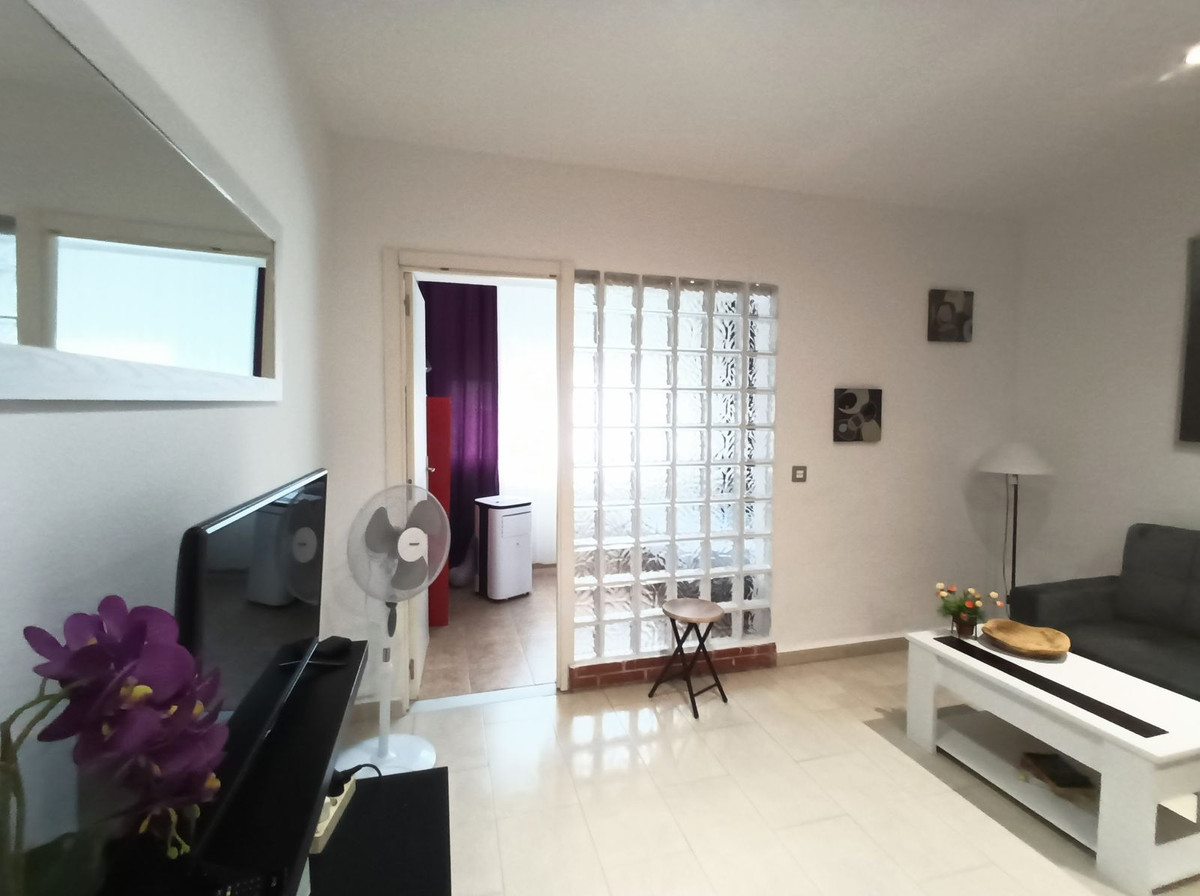 Appartement te koop in Benalmadena Costa | 1 slaapkamers H5073406
