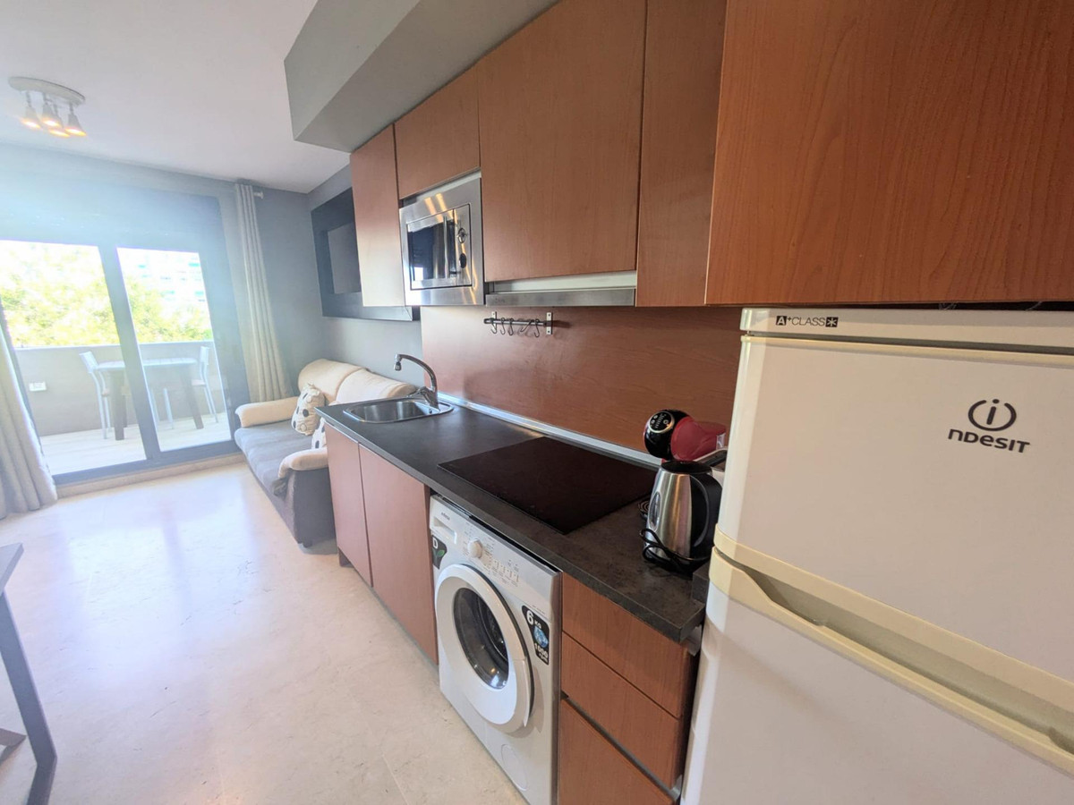 Appartement te koop in Benalmadena Costa | 1 slaapkamers H5079808