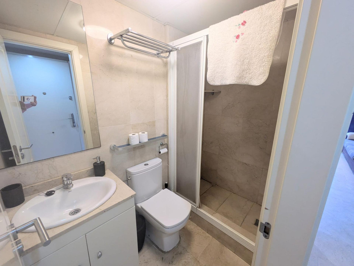Appartement te koop in Benalmadena Costa | 1 slaapkamers H5079808