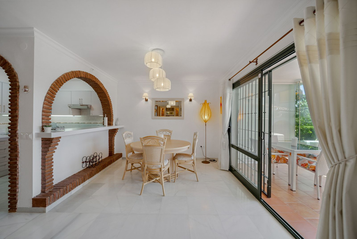Appartement te koop in Benalmadena Costa | 2 slaapkamers H5081437