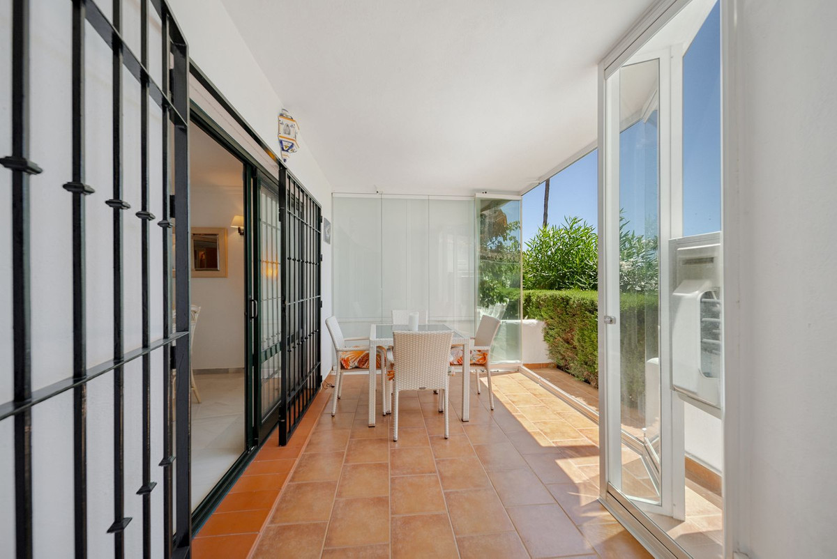 Appartement te koop in Benalmadena Costa | 2 slaapkamers H5081437