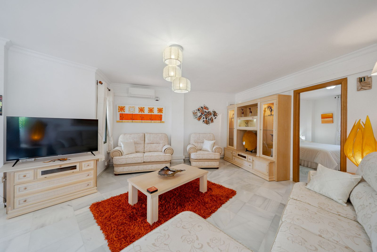 Appartement te koop in Benalmadena Costa | 2 slaapkamers H5081437