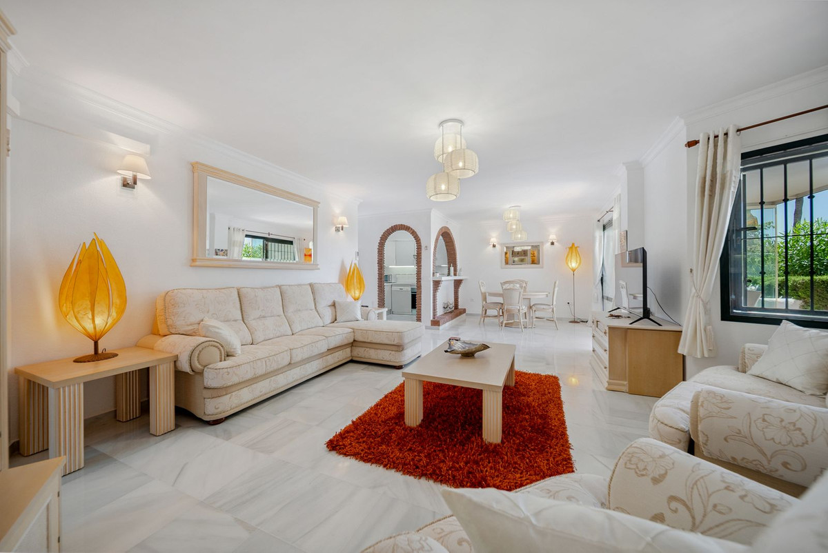 Appartement te koop in Benalmadena Costa | 2 slaapkamers H5081437