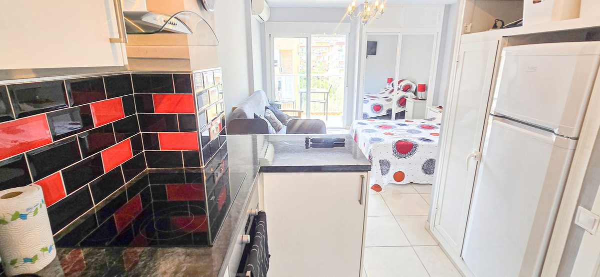 Appartement te koop in Benalmadena Costa | 1 slaapkamers H5083816