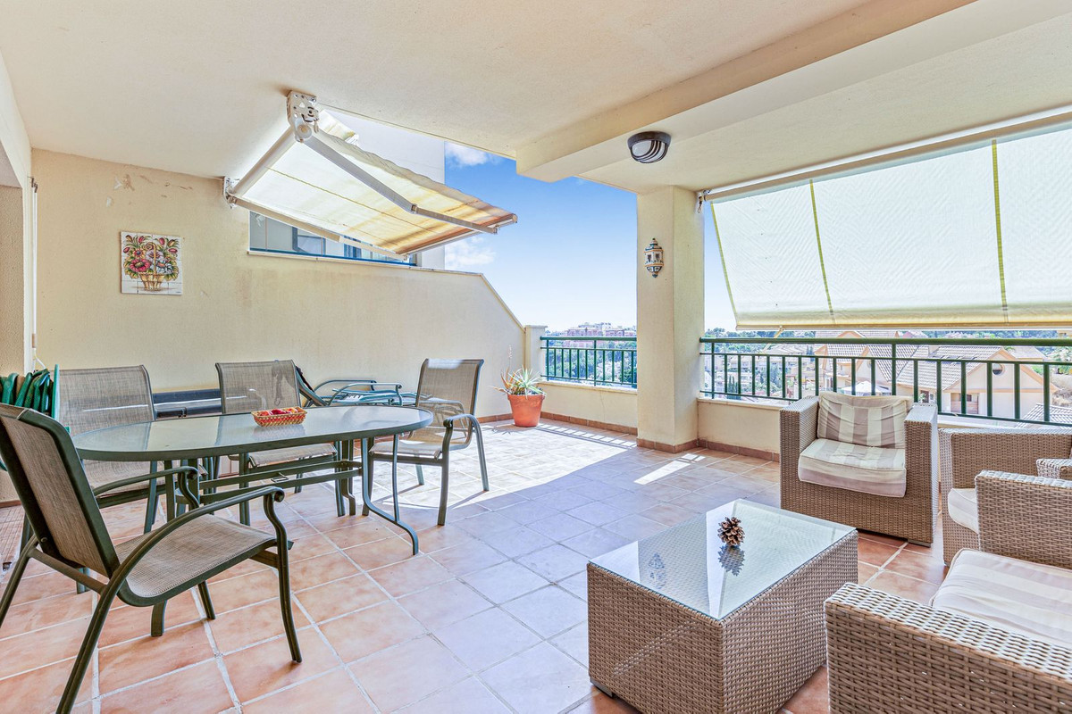 Appartement te koop in Benalmadena Costa | 2 slaapkamers H5106613