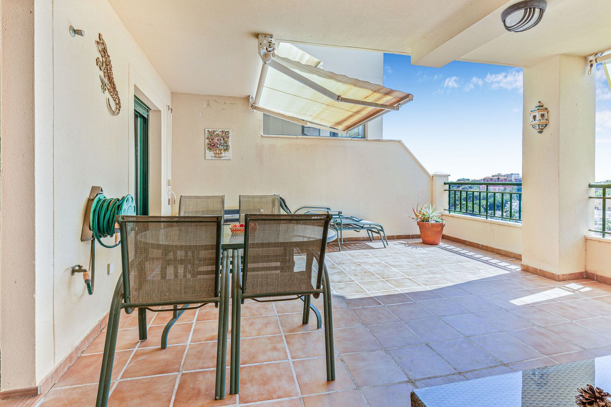 Appartement te koop in Benalmadena Costa | 2 slaapkamers H5106613