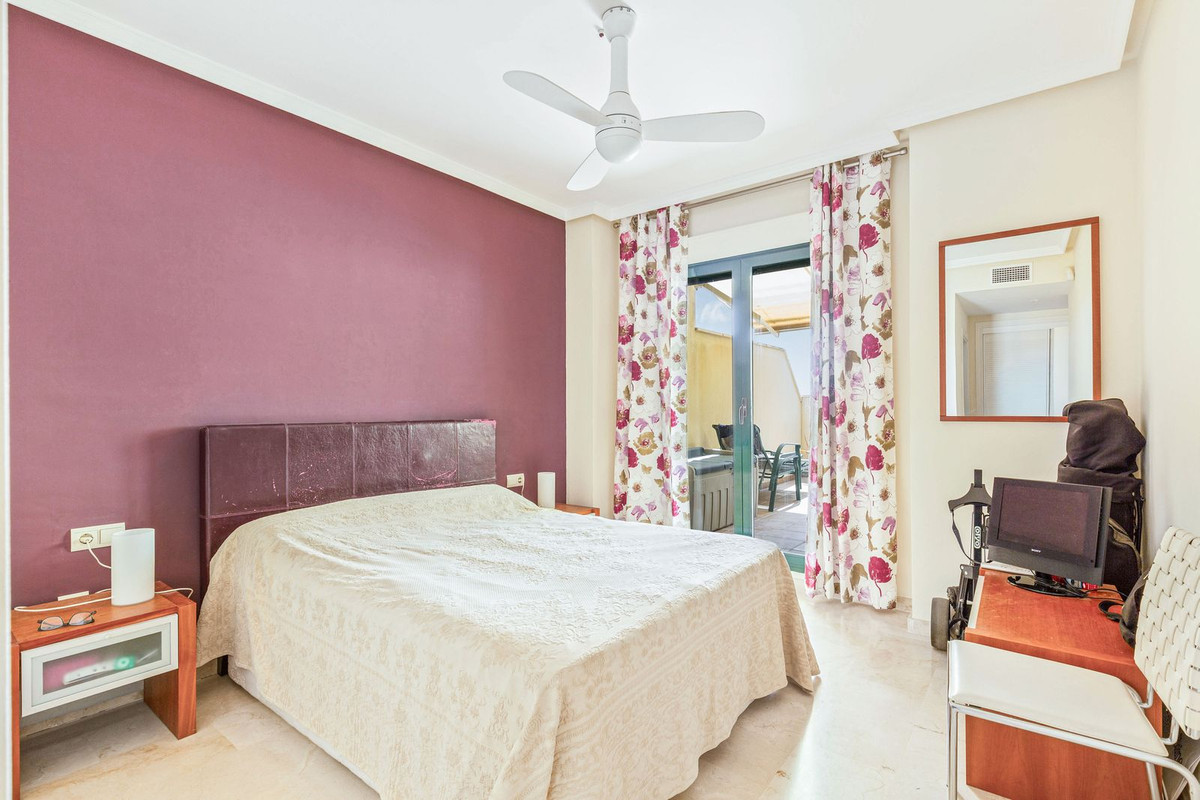 Appartement te koop in Benalmadena Costa | 2 slaapkamers H5106613