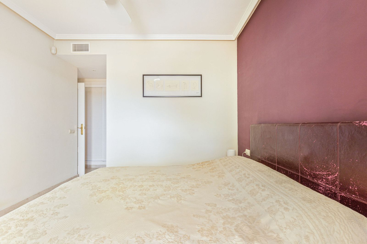 Appartement te koop in Benalmadena Costa | 2 slaapkamers H5106613