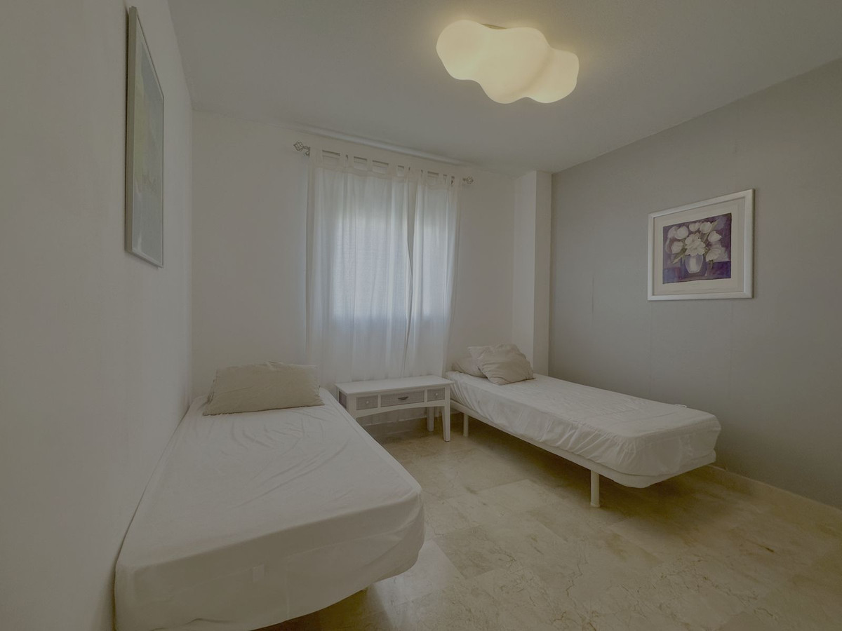 Appartement te koop in Benalmadena Costa | 2 slaapkamers H5107825