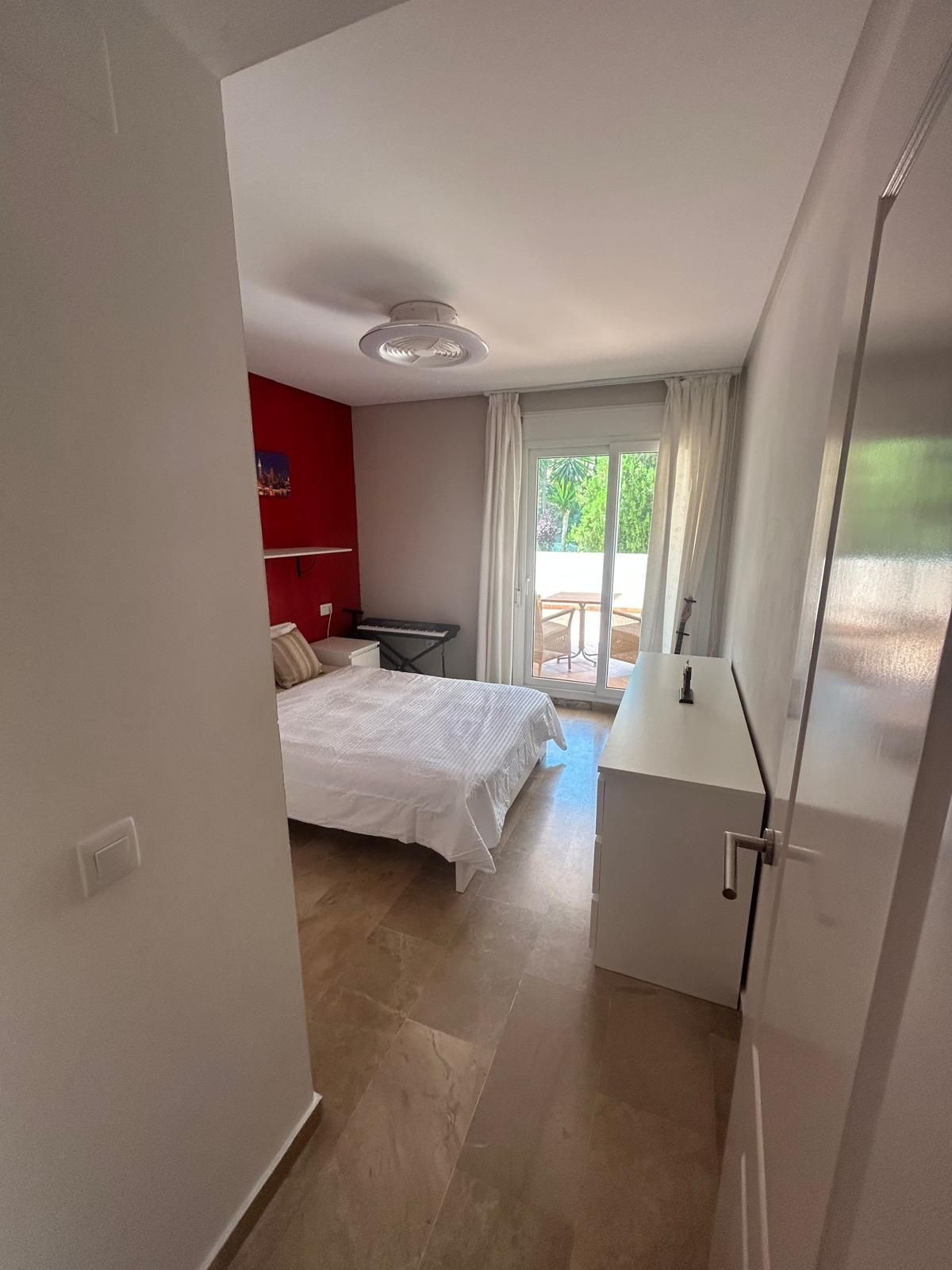 Appartement te koop in Benalmadena Costa | 2 slaapkamers H5107831