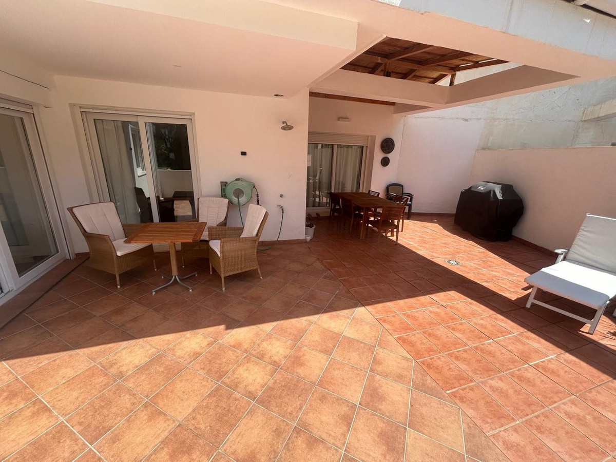Appartement te koop in Benalmadena Costa | 2 slaapkamers H5107831