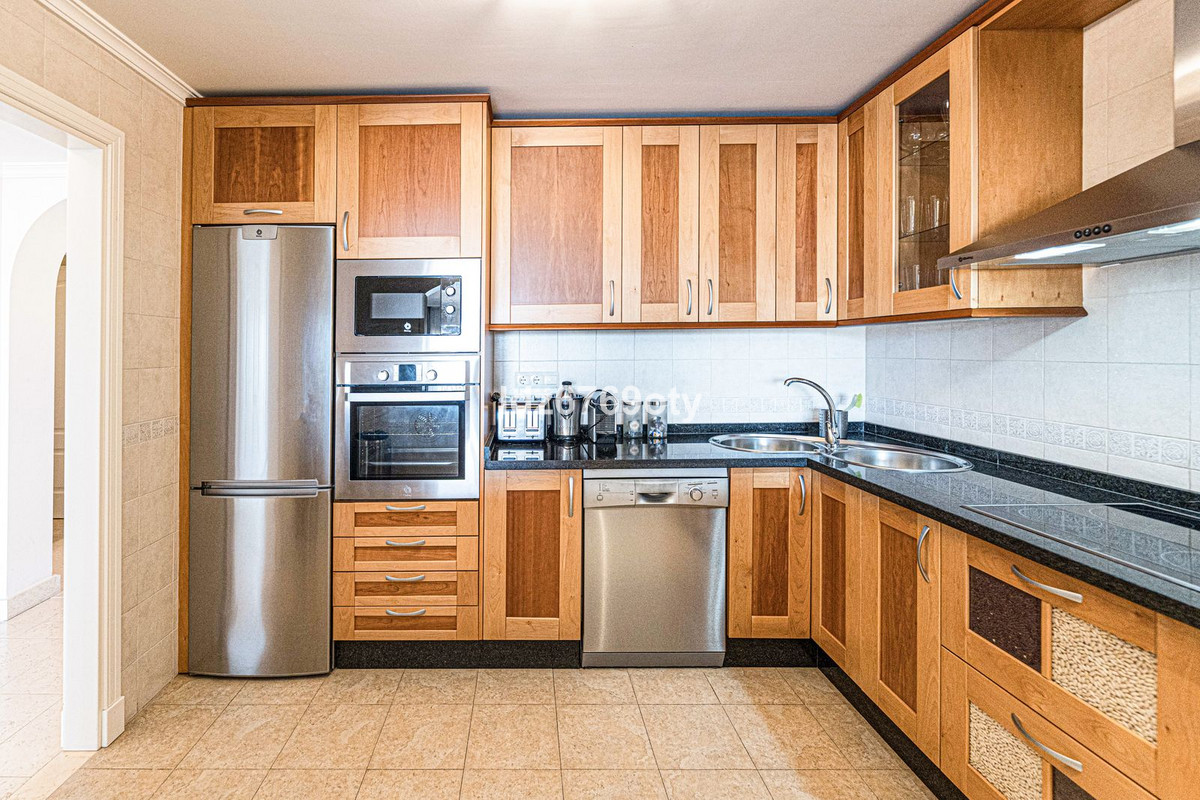 Appartement te koop in Benalmadena Costa | 2 slaapkamers H5114560