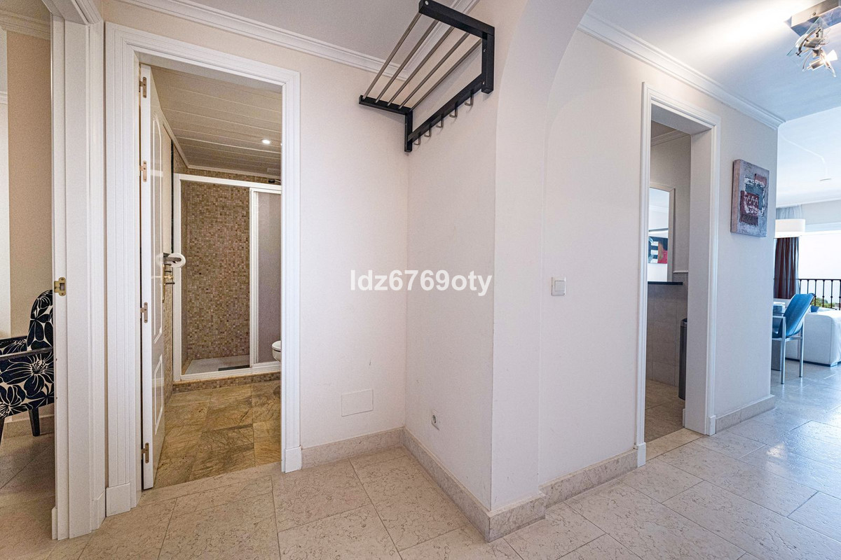 Appartement te koop in Benalmadena Costa | 2 slaapkamers H5114560
