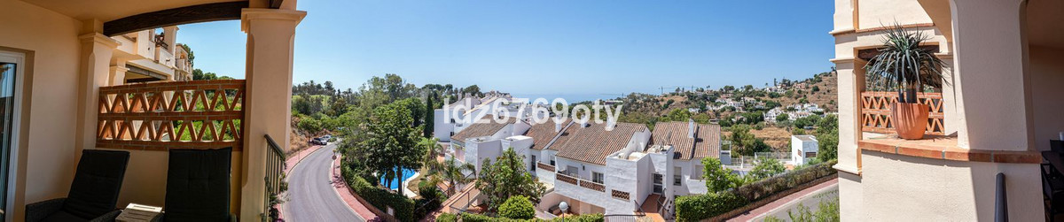 Appartement te koop in Benalmadena Costa | 2 slaapkamers H5114560