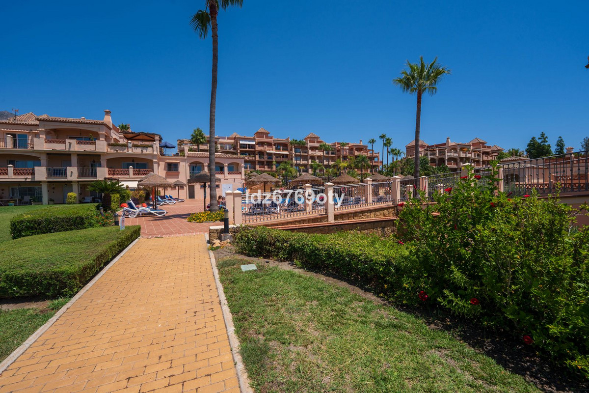 Appartement te koop in Benalmadena Costa | 2 slaapkamers H5114560