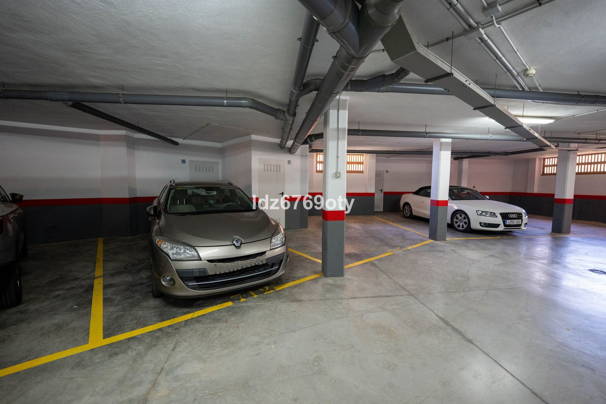 Appartement te koop in Benalmadena Costa | 2 slaapkamers H5114560