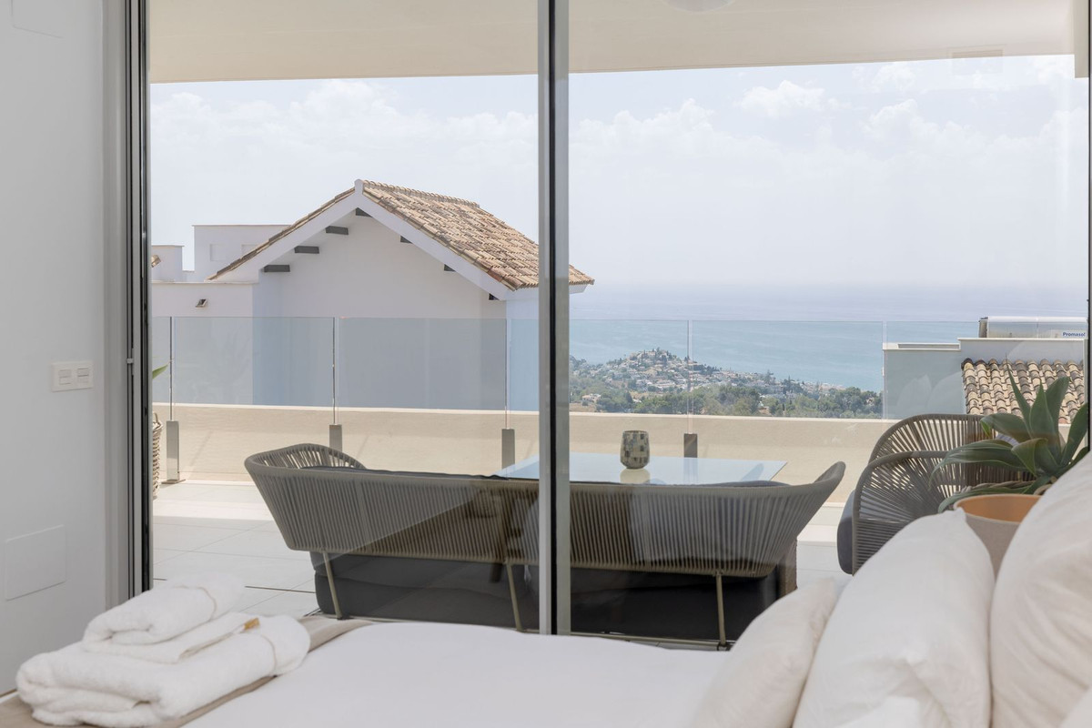 Appartement te koop in Benalmadena Costa | 3 slaapkamers H5119708