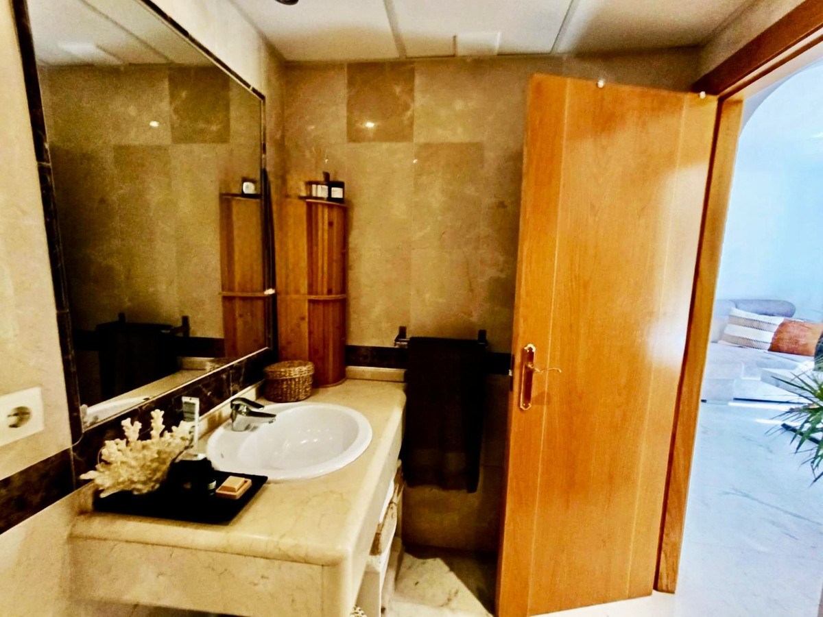 Appartement te koop in Benalmadena Costa | 1 slaapkamers H5119948