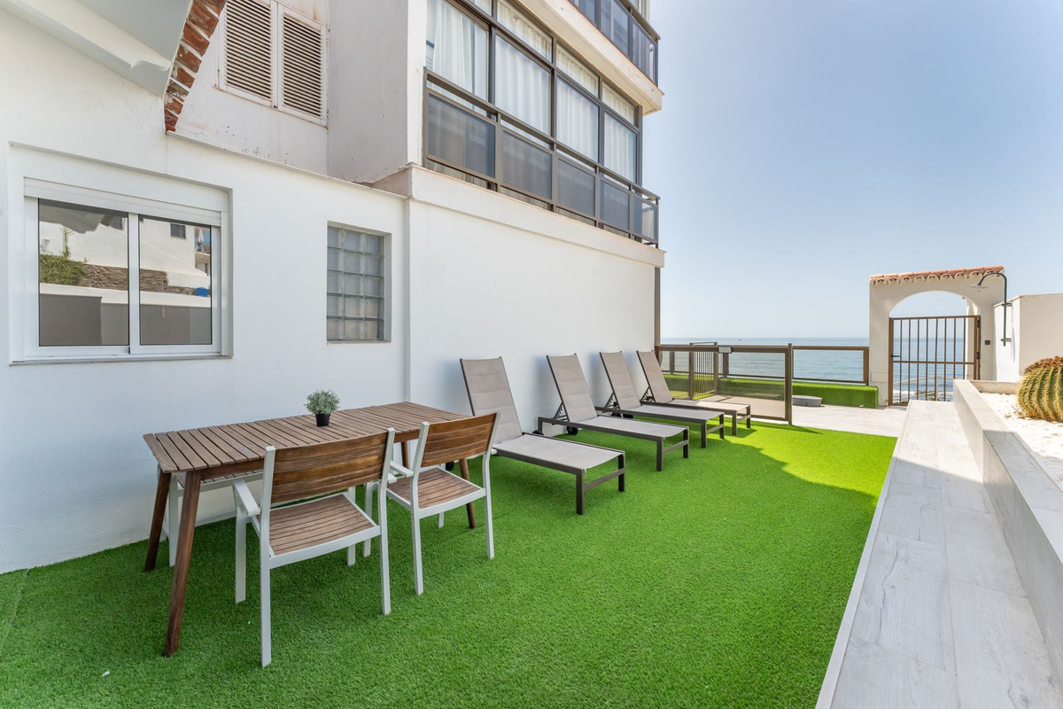 Apartment for sale in Benalmadena Costa | 7 bedrooms H5121442