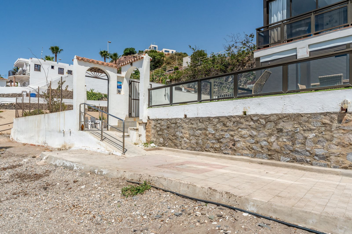 Apartment for sale in Benalmadena Costa | 7 bedrooms H5121442