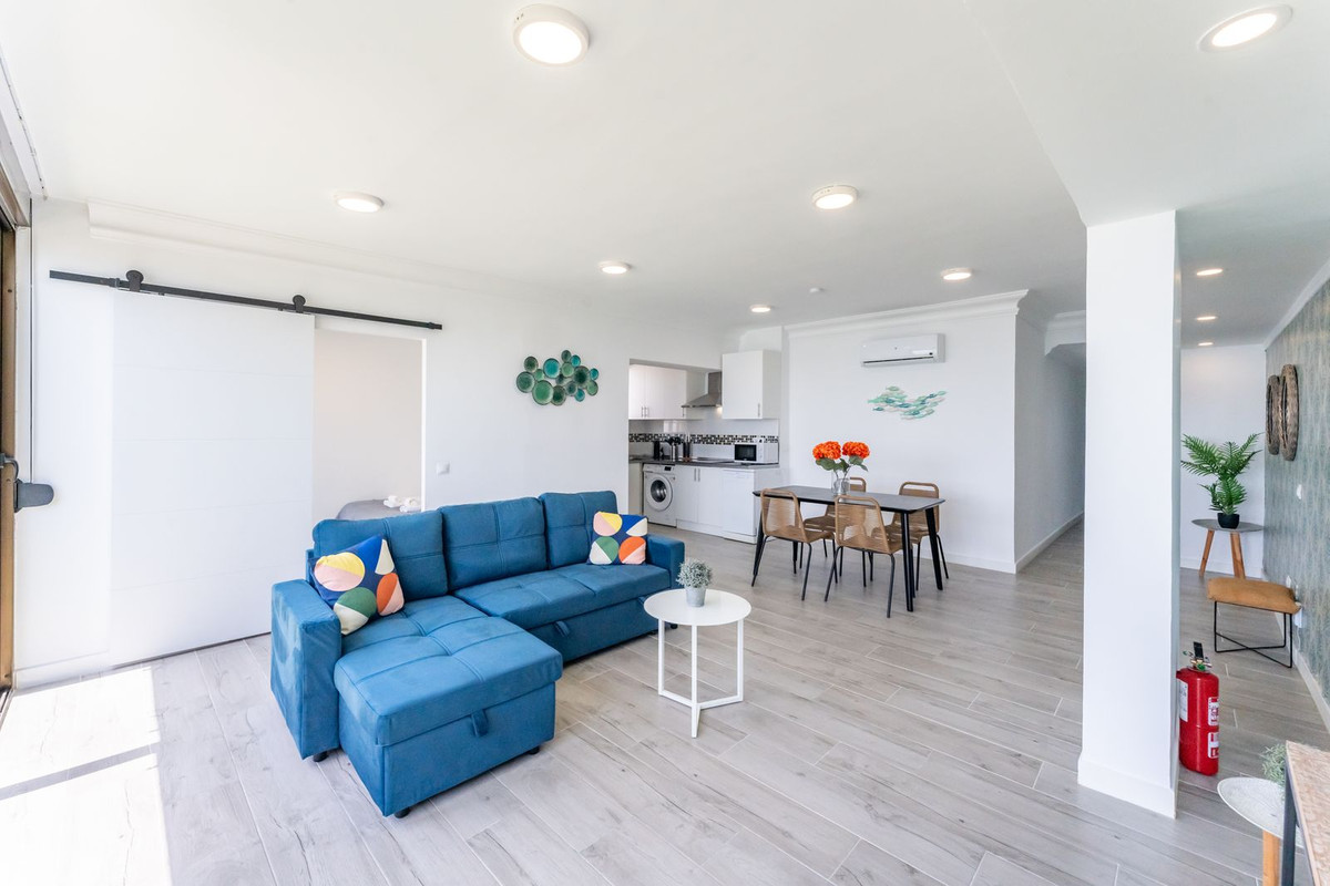 Apartment for sale in Benalmadena Costa | 7 bedrooms H5121442