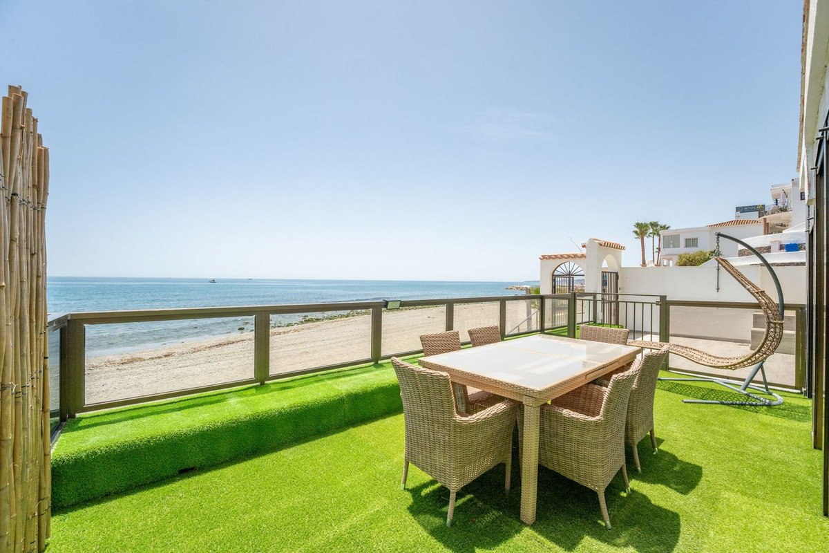 Apartment for sale in Benalmadena Costa | 7 bedrooms H5121442