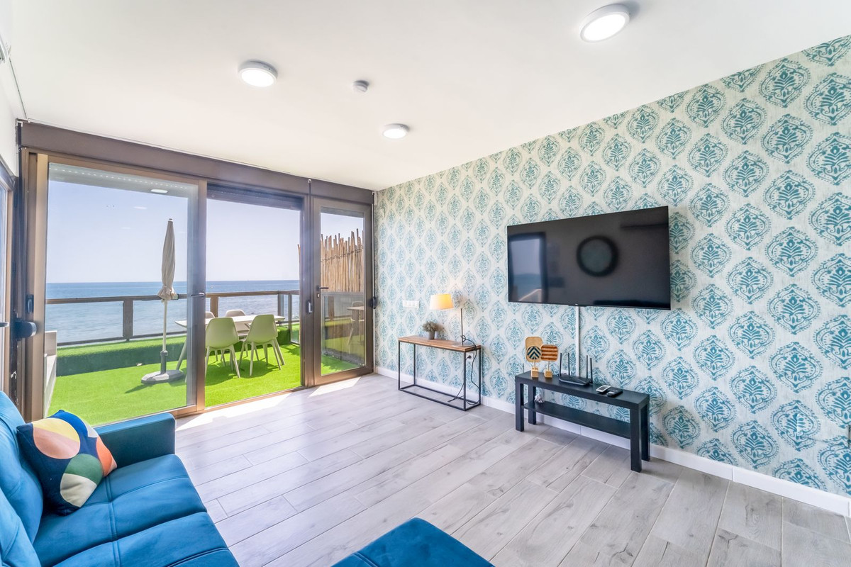 Apartment for sale in Benalmadena Costa | 7 bedrooms H5121442