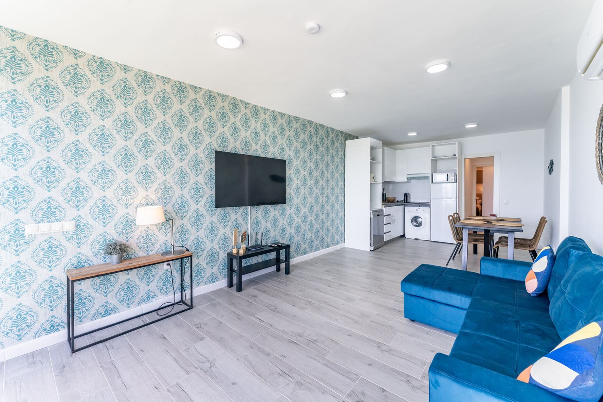 Apartment for sale in Benalmadena Costa | 7 bedrooms H5121442