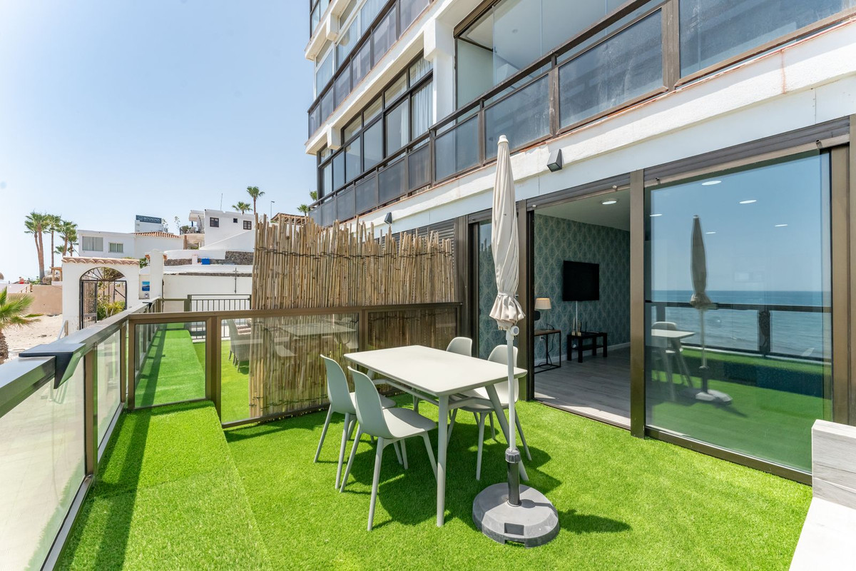 Apartment for sale in Benalmadena Costa | 7 bedrooms H5121442