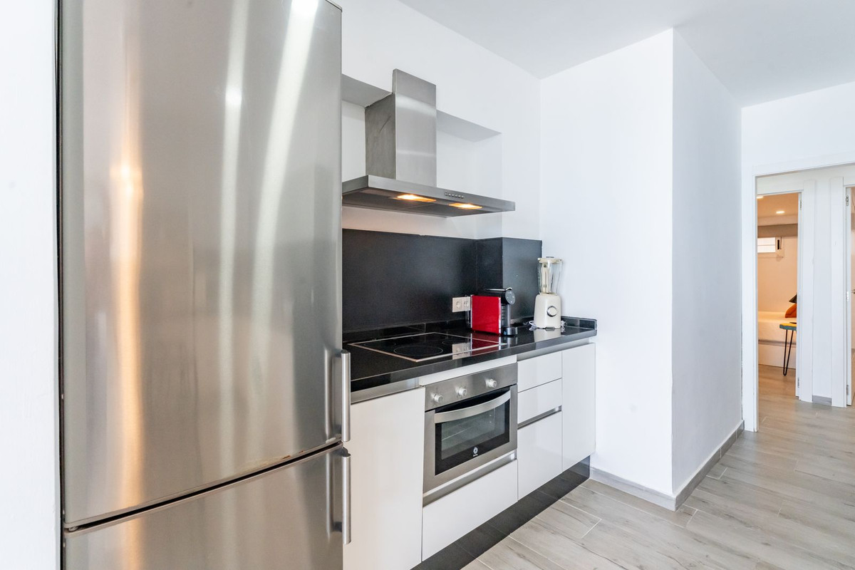 Apartment for sale in Benalmadena Costa | 7 bedrooms H5121442