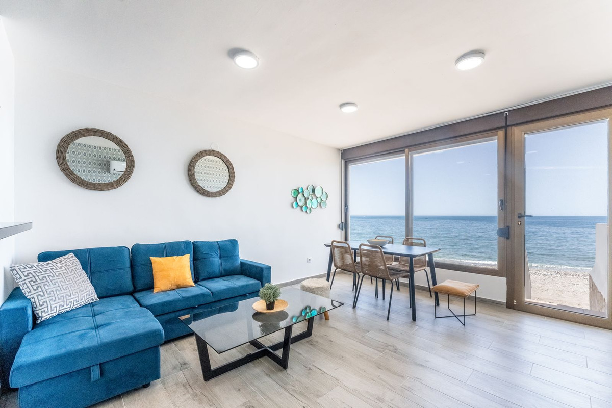 Apartment for sale in Benalmadena Costa | 7 bedrooms H5121442