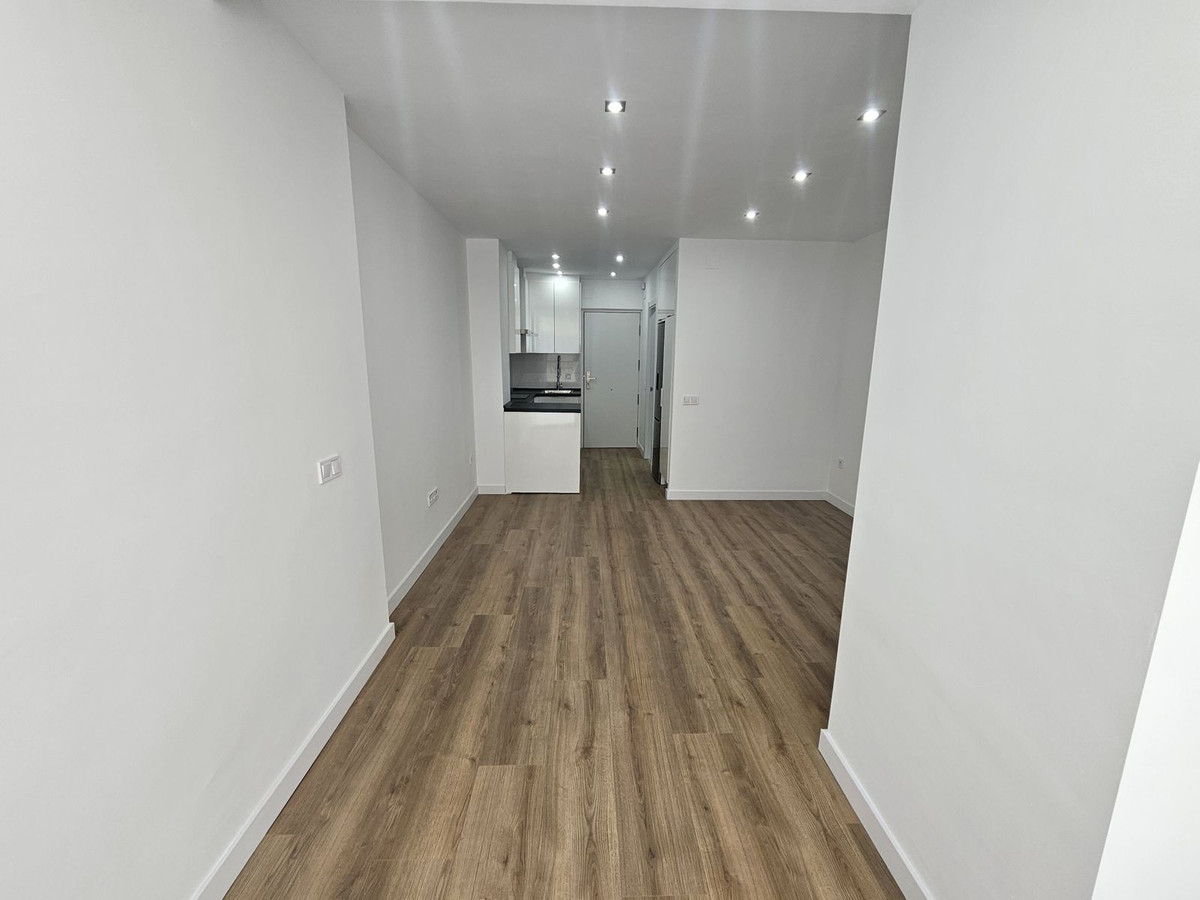 Apartment for sale in Benalmadena Costa | 0 bedrooms H5130862